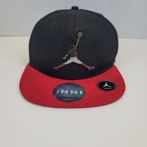 Nike Air Jordan Youth Elephant Print Jumpman Black/Metallic/Red Snapback Hat Cap